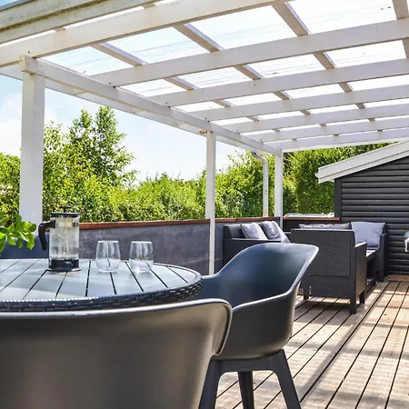 2 Bedroom Amazing In Dom wakacyjny Kirke Såby